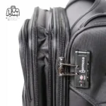 تصویر اختصاصی از قفل و قابلیت افزایش سایز چمدان هرموسا کد HB001
