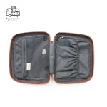 تصویر اختصاصی از فضای اصلی کیف آرایشی چمدان سونادا تورنتو در رنگ نسکافه‌ای