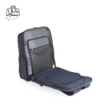 ٰتصویر اختصاصی از نمای زیپ باز پشت کوله‌پشتی آرکتیک هانتر کد B00415 در رنگ سرمه‌ای