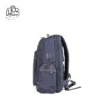 تصویر اختصاصی از نمای پهلوی کوله‌پشتی آرکتیک هانتر کد B00415 در رنگ سرمه‌ای