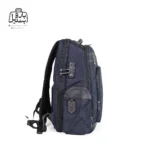 تصویر اختصاصی از نمای قفل و پهلوی کوله‌پشتی آرکتیک هانتر کد B00415 در رنگ سرمه‌ای