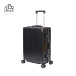 تصویر اختصاصی از چمدان moierg سایز کوچک (داخل کابین) در نوک‌مدادی