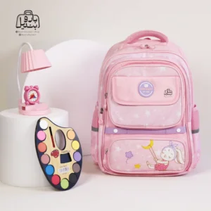 تصویر اختصاصی از نمای جلوی کوله پشتی مدرسه سان ایت 0253 در طرح ستاره و شخصیت کارتونی در رنگ صورتی