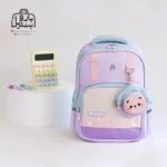 تصویر اختصاصی از نمای جلوی کوله پشتی مدرسه سان ایت 0279 در طرح گربه در رنگ بنفش