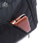 تصویر اختصاصی از زیپ و جیب ساک بنج کد ۱۹۱۷ در رنگ مشکی