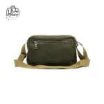 تصویر اختصاصی از نمای پشتی کیف دوشی فوور کد 2796-06 در رنگ سبز زیتونی