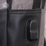 تصویر اختصاصی از پورت usb کوله‌پشتی استاربگ آلفا کد ۴۷۵۳ در رنگ مشکی طوسی