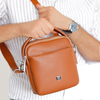 shoulder bag