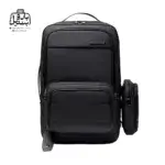 تصویر اختصاصی از نمای جلوی کوله‌پشتی آرکتیک هانتر کد B00483 در رنگ مشکی