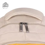 تصویر اختصاصی از دستهٔ کوله پشتی مدرسه لاتین شیپ ۱۷۰۱ در رنگ کرم