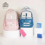 تصویر اختصاصی از نمای جلوی کوله پشتی مدرسه لاتین شیپ ۲۱۰۱ در رنگ صورتی آبی