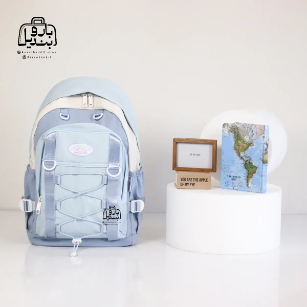 تصویر اختصاصی از نمای جلوی کوله پشتی مدرسه زاندی ۰۰۰۸ در رنگ آبی