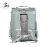 تصویر اختصاصی از نمای پشتی کوله پشتی مدرسه زاندی ۱۱۷۸ در رنگ سبز پاستیلی