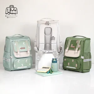 تصویر اختصاصی از نمای جلو و پشتی کوله پشتی مدرسه زاندی ۱۱۷۸ در رنگ سبز پاستیلی کرم سبز