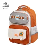 تصویر اختصاصی از نمای جلو و کناری کوله پشتی مدرسه زاندی ۱۲۲۶ در رنگ نارنجی