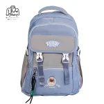 تصویر اختصاصی از نمای جلوی کوله پشتی مدرسه زاندی ۳۶۴۱ در رنگ سرمه‌ای