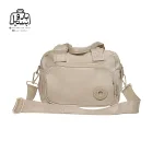 تصویر اختصاصی از نمای جلوی کیف زنانه همراه با بند دوشی بوبو کد ۹۱۰۲۰ در رنگ کرمی