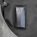 تصویر اختصاصی از پورت usb کوله‌پشتی مونکلر کد h۳۲ در رنگ مشکی طوسی