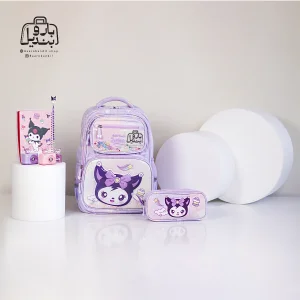 تصویر اختصاصی از نمای جلوی کوله پشتی مدرسه هونکا ۲۶۱۹ طرح کرومی در رنگ یاسی