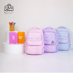 تصویر اختصاصی از نمای جلوی کوله پشتی مدرسه هونکا ۳۳۱۳ در رنگ صورتی یاسی آبی روشن