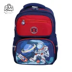 تصویر اختصاصی از نمای جلوی کوله‌پشتی مدرسه kamiqi کد ۸۲۲۱ در طرح فضانورد در رنگ سرمه‌ای