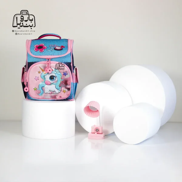 تصویر اختصاصی از نمای جلوی کوله‌پشتی مدرسه you cute کد ۸۰۱۳ در رنگ آبی