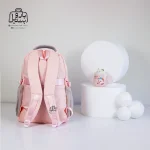 تصویر اختصاصی از نمای پشتی کوله پشتی مدرسه زاندی ۳۶۴۱ در رنگ صورتی