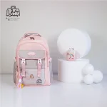 تصویر اختصاصی از نمای جلوی کوله پشتی مدرسه زاندی ۳۶۴۱ در رنگ صورتی