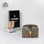 تصویر اختصاصی از نمای جلوی کیف دوشی زنانه موجیتو کد 7656 در رنگ سبز