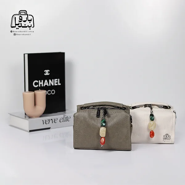 تصویر اختصاصی از نمای جلوی کیف دوشی زنانه موجیتو کد 7656 در رنگ سفید سبز