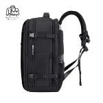 تصویر اختصاصی از نمای کناری کولهپشتی بنج کد ۱۸۰۱ در رنگ مشکی