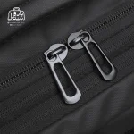 تصویر اختصاصی از زیپ کولهپشتی بنج کد ۱۹۰۸ در رنگ مشکی