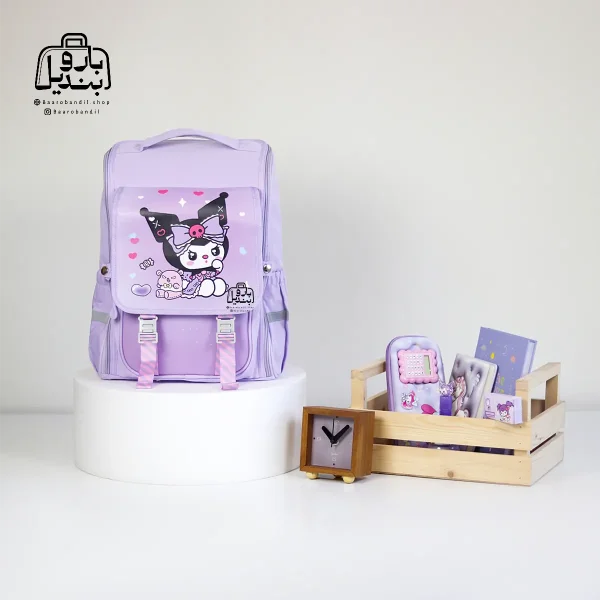 تصویر اختصاصی از نمای جلوی کوله‌پشتی مدرسه کرومی کد ۹۹۹ در رنگ یاسی