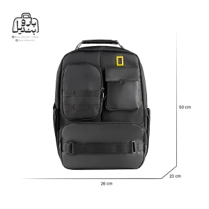 تصویر اختصاصی از نمای جلوی کوله‌پشتی نشنال جئوگرافی کد ۱ در رنگ مشکی همراه با سایزبندی