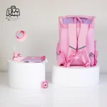 تصویر اختصاصی از نمای پشتی کوله پشتی مدرسه دلفین سایز بزرگ در رنگ صورتی