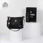 تصویر اختصاصی از نمای جلوی کیف دوشی زنانه موجیتو کد 7651 همراه با بند در رنگ مشکی