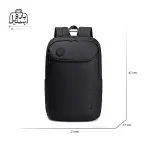 تصویر اختصاصی از نمای جلوی کوله‌پشتی آرکتیک هانتر کد B00555 در رنگ مشکی با سایزبندی