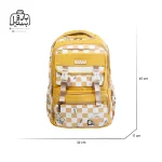 تصویر اختصاصی از نمای جلوی کوله پشتی مدرسه کریس بلا 1027 در طرح چهارخونه در رنگ خردلی همراه با سایزبندی