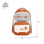 تصویر اختصاصی از نمای جلوی کوله پشتی مدرسه زاندی ۱۲۲۶ در رنگ نارنجی همراه با سایزبندی