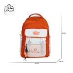 تصویر اختصاصی از نمای جلوی کوله پشتی مدرسه زاندی ۳۶۴۱ در رنگ نارنجی همراه با سایزبندی