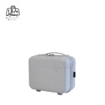 تصویر اختصاصی از نمای جلو و کناری چمدان فشن کیف آرایشی در رنگ طوسی