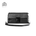 تصویر اختصاصی از نمای جلوی کیف زنانه دنیز جنوا کد ۰۰۸۰ در رنگ مشکی همراه با بند