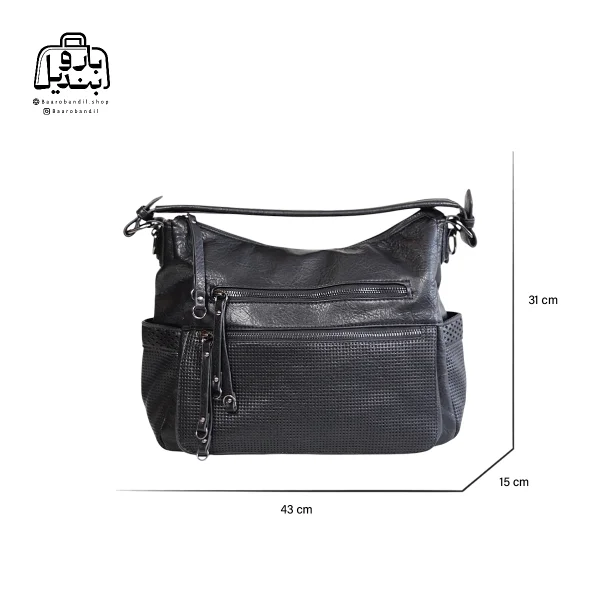 تصویر اختصاصی از نمای جلوی کیف زنانه دوشی هیدا کد ۸۱۸۶ در رنگ مشکی همراه با سایزبندی