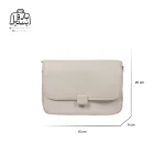 تصویر اختصاصی از نمای جلوی کیف دوشی زنانه موجیتو کد 88119 در رنگ کرم همراه با سایزبندی