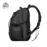 تصویر اختصاصی از نمای کناری کوله‌پشتی بنج کد ۱۹۰۱ در رنگ مشکی