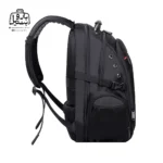 تصویر اختصاصی از نمای کناری کوله‌پشتی بنج کد ۱۹۰۳ در رنگ مشکی