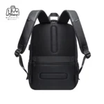 تصویر اختصاصی از نمای پشتی کوله‌پشتی بنج کد ۱۹۲۱ در رنگ مشکی