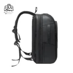 تصویر اختصاصی از نمای کناری کوله بنج کد 22005 در رنگ مشکی