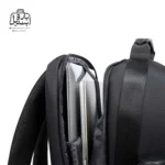 تصویر اختصاصی از جای لپتاپ کوله‌پشتی بنج کد ۲۶۰۲ در رنگ مشکی