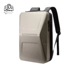تصویر اختصاصی از نمای جلو و کناری کوله‌پشتی بنج کد ۳۰۰۵ در رنگ بژ